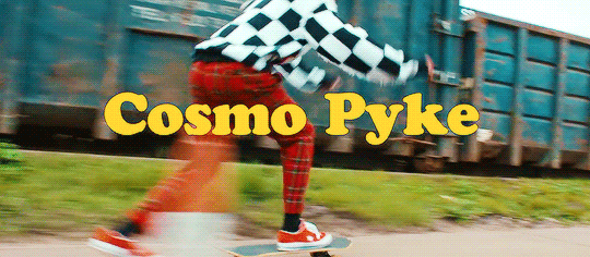 tumblr_p46dfvIXXU1v50ft8o3_540 (1).gif